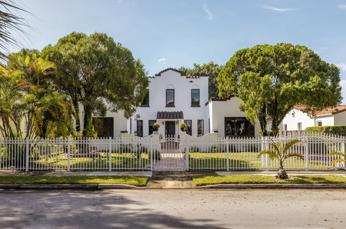 A Shenandoah, Miami streetscape